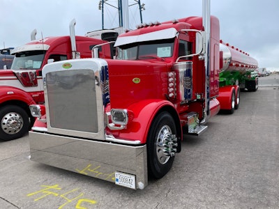 Brian Pete's 2019 Peterbilt 389 and 2022 Mac