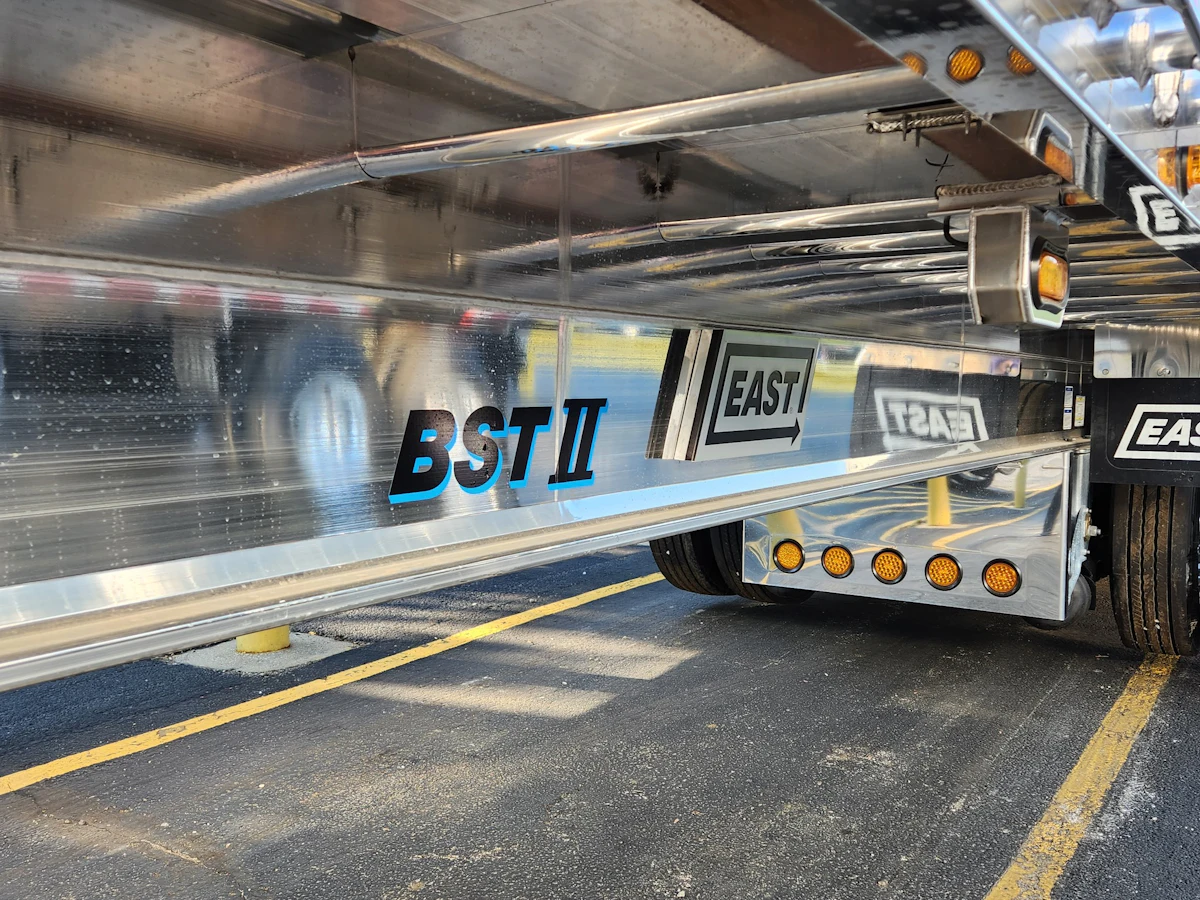 Fruehauf trailer parent acquires East Manufacturing - Vimarsana News