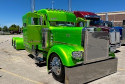 Mark and Payton Aragon's 2003 Peterbilt 379