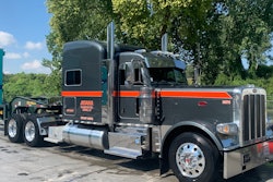 Jerry Graham's Peterbilt 389