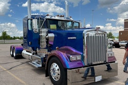 Rob Harris' 2022 Kenworth W900L