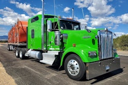 Ken Brodeur's 2016 Kenworth W900L