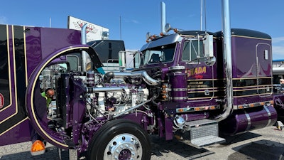 Condrad Shada's 2020 Peterbilt 389