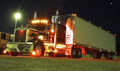Josh Sauls' 1985 Peterbilt 359 at night