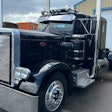 Craig Stewart's 1971 Peterbilt 359