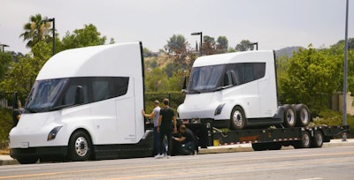 Priestly said this was '60,000-70,000 gross weight,' but does that include both trucks? Or just the payload?