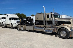 Southwest Atlanta Towing & Transportation's 2003 Kenworth W900L