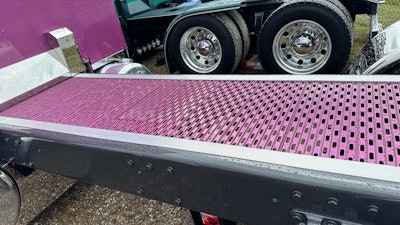 Deck plate of Chris Homfeld's 2000 Peterbilt 379