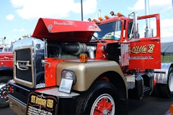 Kevin Hylton's 1975 Brockway U360