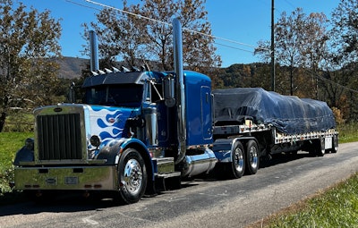 Alen Smith Jr.'s 1981 Peterbilt 359