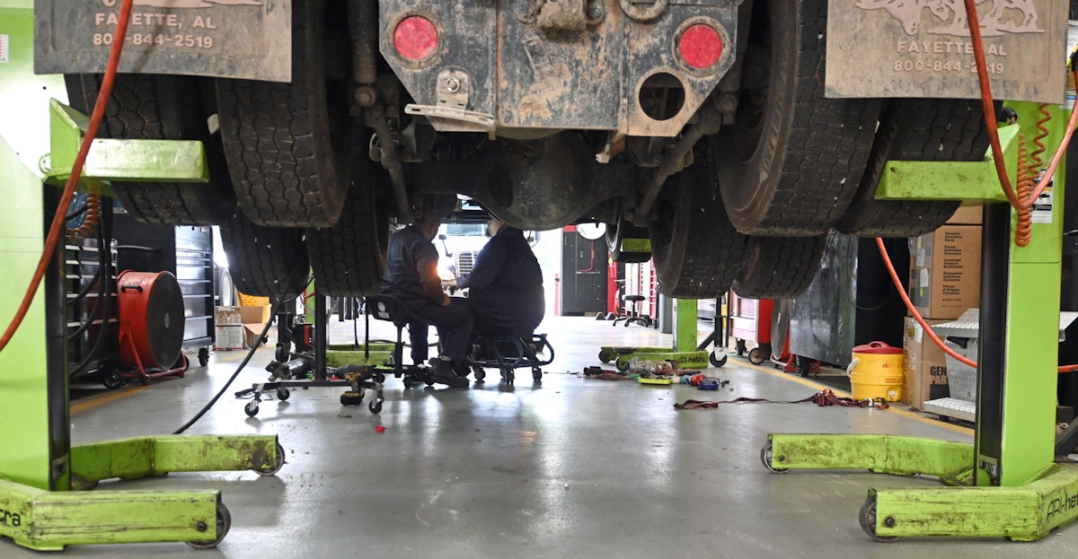 FMCSA's truckleasing panel zeroes in on maintenance restrictions