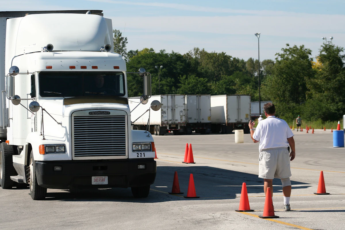 Fleet owner used cell phones to help drivers cheat on CDL tests: Feds - Vimarsana News