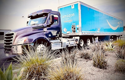 Gregg Seltzer's 2019 Freightliner Cascadia day cab