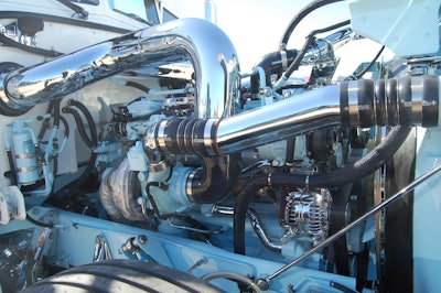 Massey Motor Freight 2022 Pete engine detail