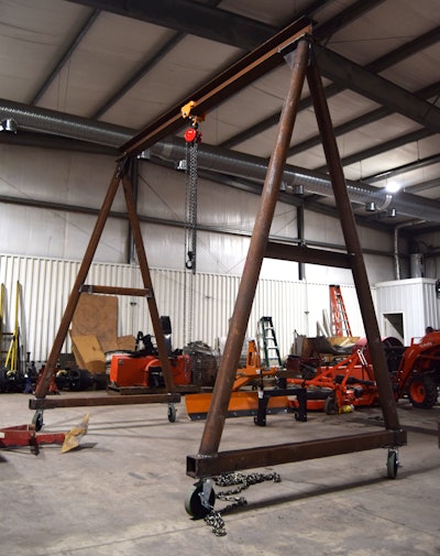 Custom-built gantry crane in LNL shop