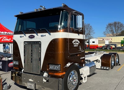 Evans Detailing & Polishing's 1984 Peterbilt 362