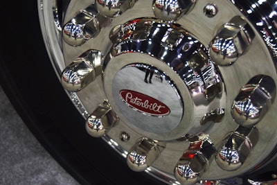 Peterbilt emblem in wheel cover.