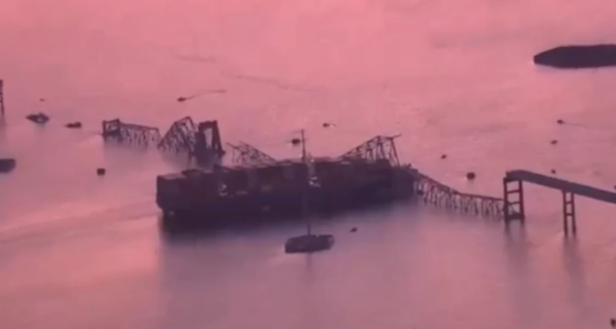 Major I-695 bridge collapses into Baltimore Harbor - Vimarsana News