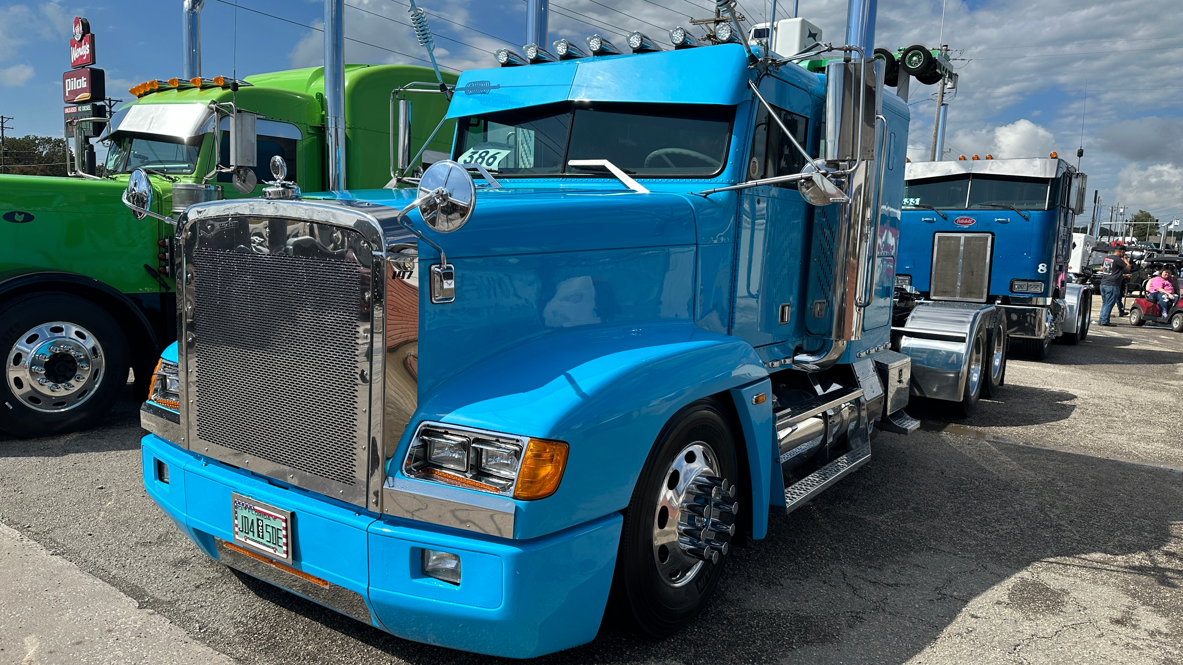 Raiko Graveran's 1995 Freightliner FLD120