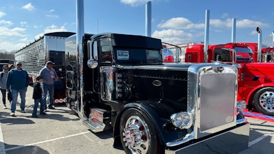 Dane Hartman's 2024 Peterbilt 389/2024 Wilson Pacesetter