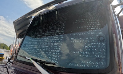 Vietnam Veterans Memorial sunshade on Fritz Littlefield's 2006 Peterbilt 379
