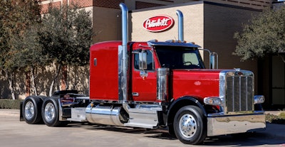 Peterbilt 589 with 72-inch low-roof sleeper