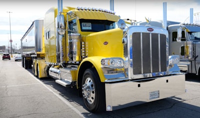 Jason Harris' 2024 Peterbilt 389