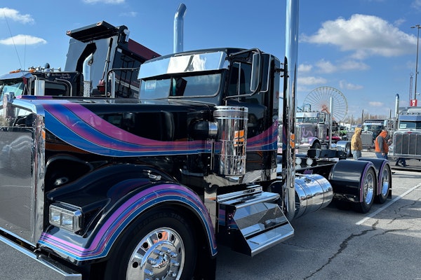 Joel Anker's 1990 Kenworth W900L