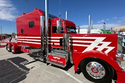 Gary Jones' 2018 Peterbilt 389