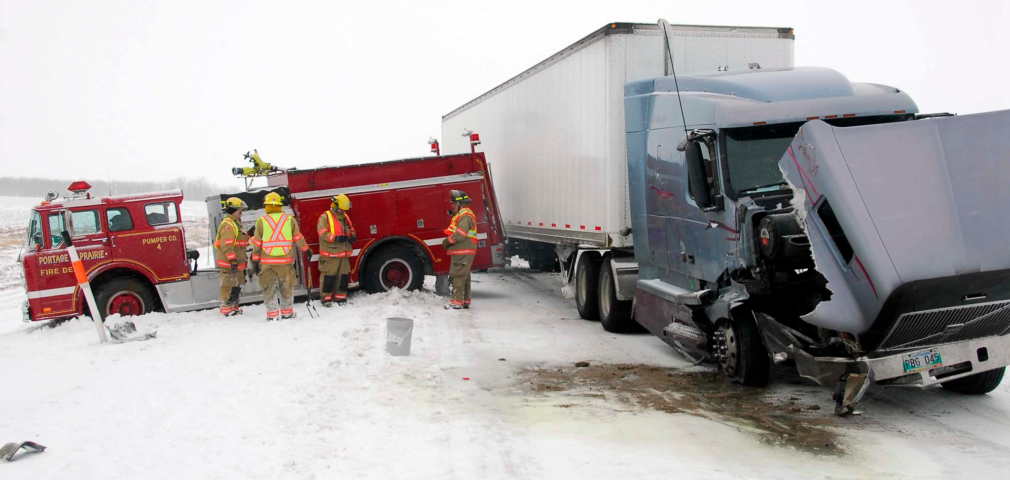 truck crash in the snow