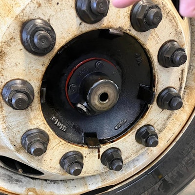 wheel end leak