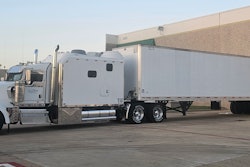 Terry Whitener's 2005 Kenworth W900L