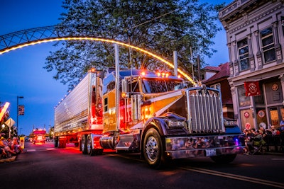 2024 kenworth w900l