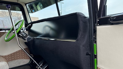 Interior of Dickerson Custom Trucks' 1996 Peterbilt 379
