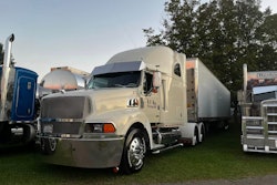 Dustin Ross' 2000 Sterling AT9255