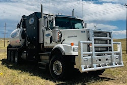 Dillon Howton's 2015 Western Star 4900SB