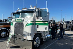 Don Emmons' 1979 Freightliner FL