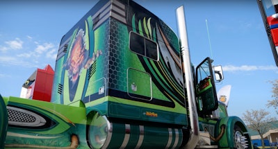 Tammie Grove's 2001 Peterbilt 379