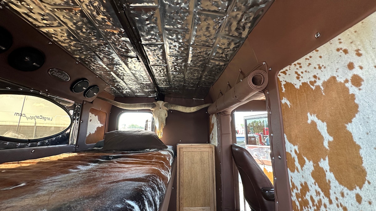 Builder's Western-themed 1970 Pete 358 honors original owner Builder's Western-themed 1970 Pete 358 honors original owner