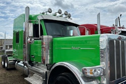 Russell Cummings' 2025 Peterbilt 589 Legendary Package