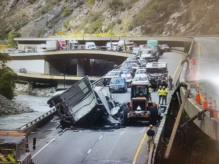 Colorado I-70 truck crash