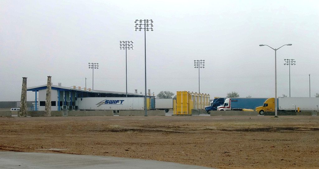 laredo port of entry