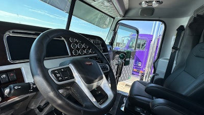 Deneve Interior