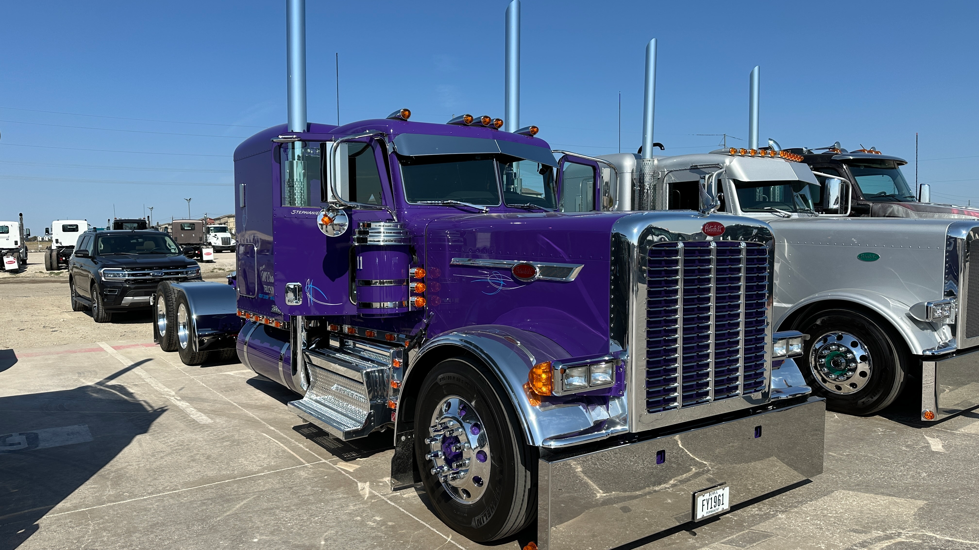 Dylan McCrabb's 2024 Peterbilt 389X