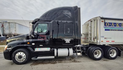 2014 Freightliner Cascadia of Doug Viaille