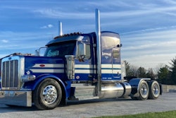 589 Peterbilt