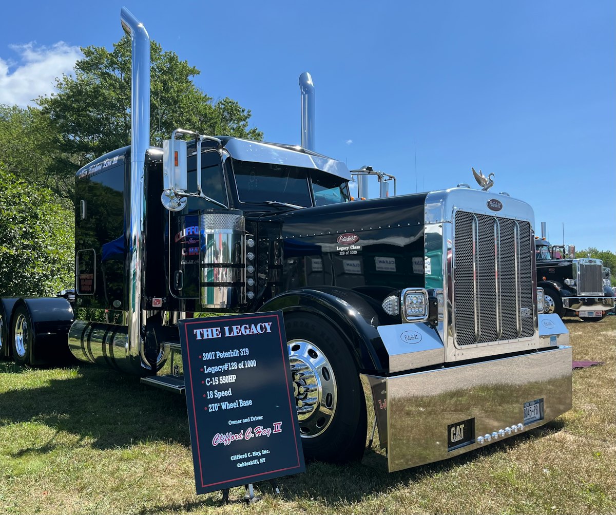 Limited Mileage Peterbilt 379 Legacy a Pride & Polish champ