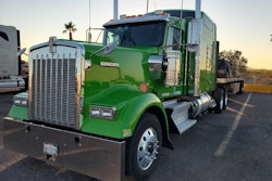 Ken Brodeur's 2016 Kenworth W900L