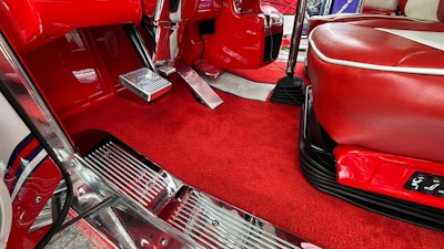 Interior of AN Transport's 2008 Kenworth W900L