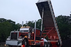 Josh Sauls' 1985 Peterbilt 359